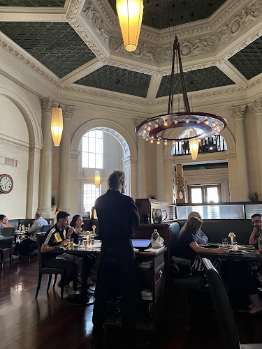 Reviews of Logan Brown Restaurant and Bar in Wellington - Hospitality and gastronomy