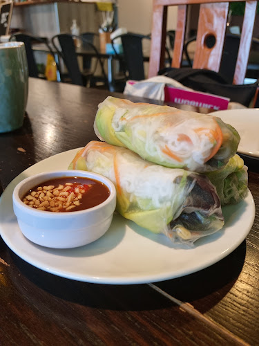 Comentarii opinii despre Viet Eatery & Cafe