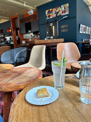 Comentarii opinii despre Mezze Bar