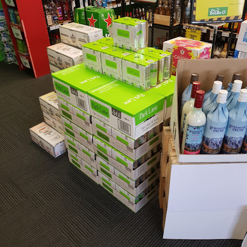 Opinii despre The Bottle-O Halswell în Christchurch - Hospitality and gastronomy