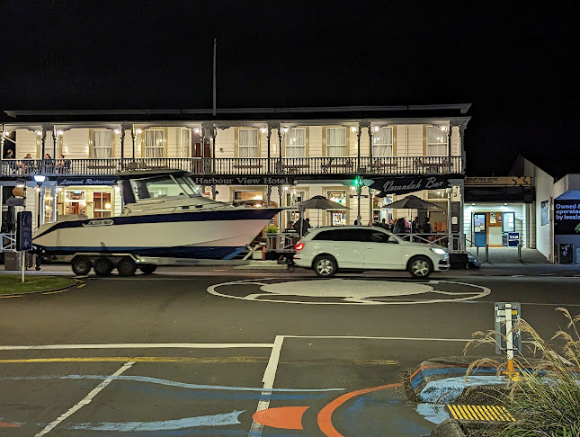 Veranda Bar - Hospitality and gastronomy