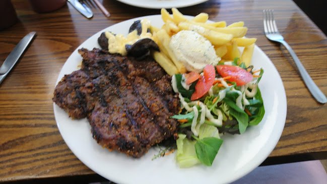 Bakehouse Cafe - Hospitality and gastronomy