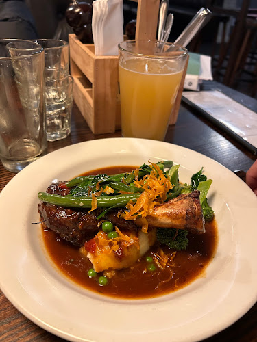 Quartz Restaurant - Rolleston