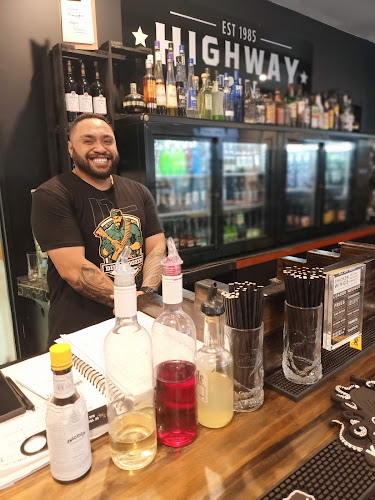 Opinii despre The Highway Inn în Christchurch - Hospitality and gastronomy