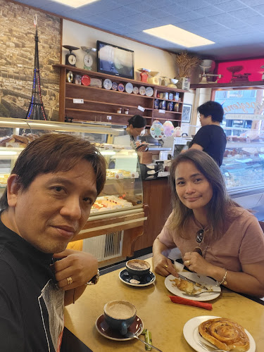 La Tropezienne Takapuna Open Times