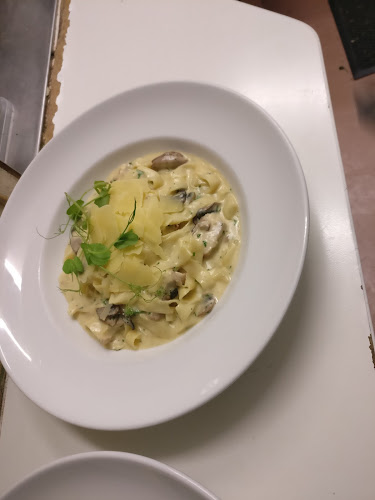 Amici Italian cafe and restaurant - Hospitality and gastronomy