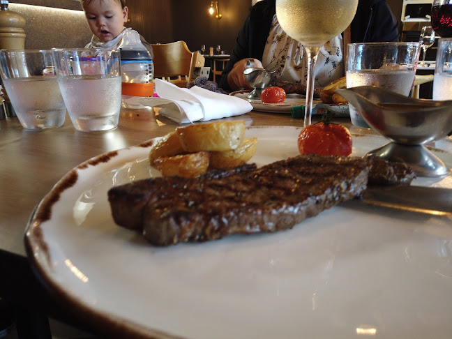 21 Days Bar & Brasserie - Hospitality and gastronomy