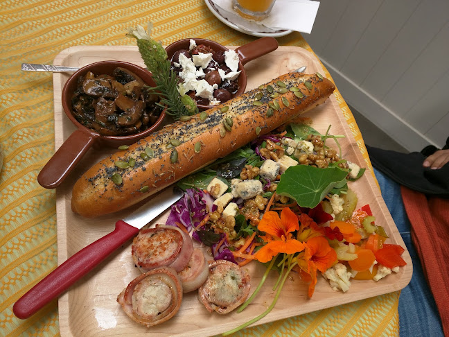 The Orchard House Café - Hospitality and gastronomy