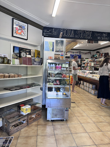 Opinii despre Piha Store în Piha - Hospitality and gastronomy