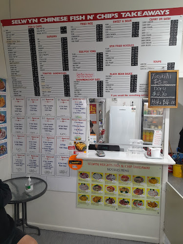 Comments and reviews of Selwyn Chinese Fish n Chips and Takeaway