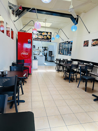 Opinii despre Uk-11 cafe & curry în Hastings - Hospitality and gastronomy