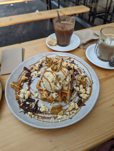 Closed Cafe - Hospitality and gastronomy