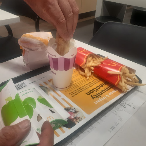 Comentarii opinii despre McDonald's Westgate