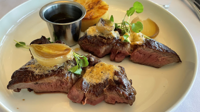 Sails Restaurant - Hospitality and gastronomy