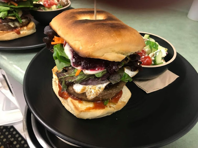 Logan MacLean Cafe - Waipu