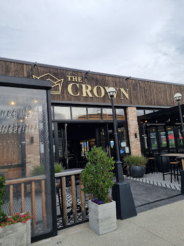The Crown Pub and Beer Garden - Hospitality and gastronomy