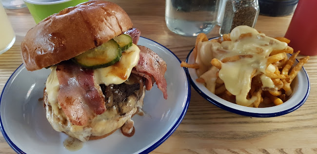 Comments and reviews of Burger Culture