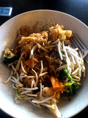 EAT THAI RESTAURANT - Hospitality and gastronomy