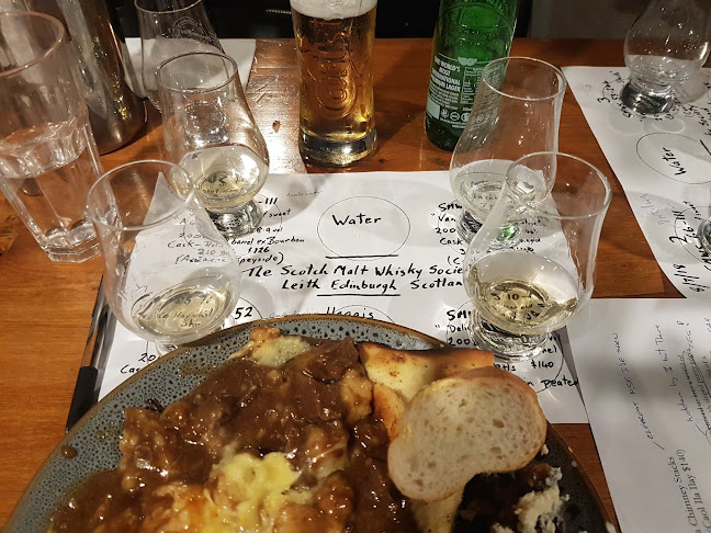 Bubbles Champagne & Winebar - Palmerston North