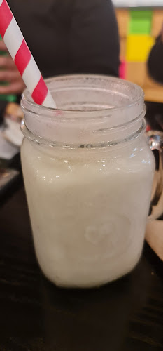 Nourish Cafe & Deli - Hospitality and gastronomy