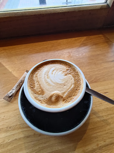 Raupo Cafe, Restaurant & Traiteur