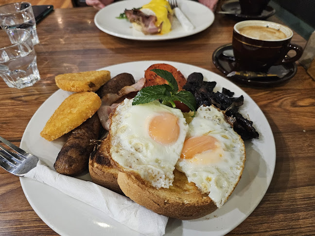 The Sponge Kitchen - Hospitality and gastronomy