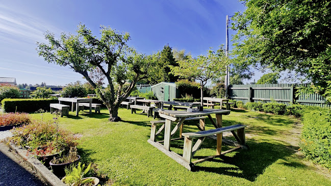 Kissing Gate Cafe - Hospitality and gastronomy