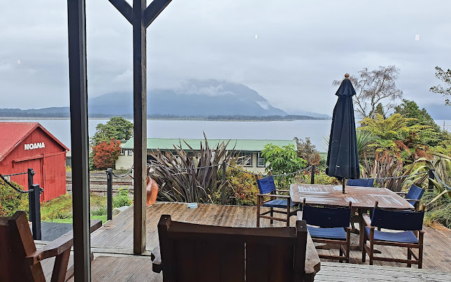 Platform 40 Café, Restaurant & Bar