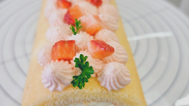 ROMEI BAKE HOUSE 荣美烘焙屋 - Hospitality and gastronomy