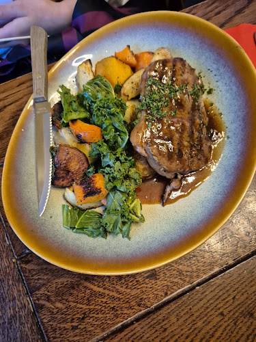 Opinii despre Leuven Belgium Beer Cafe în Wellington - Hospitality and gastronomy