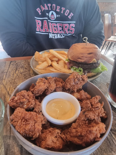 Comentarii opinii despre Ed Street