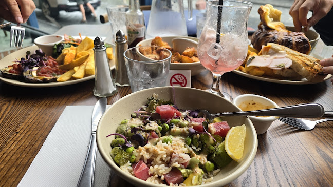 Local Queenstown - Hospitality and gastronomy