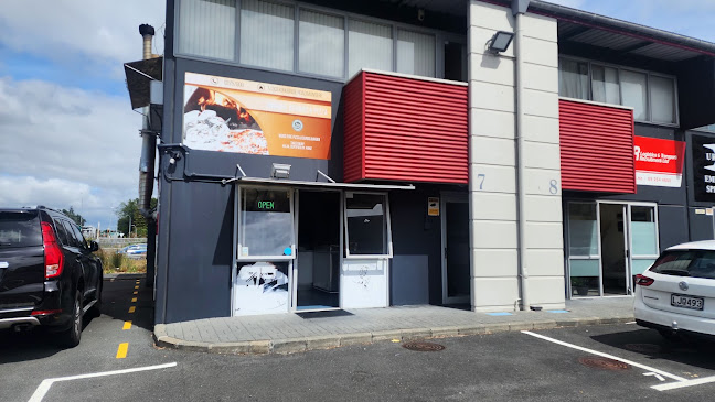 Airport Kebabs & Pizza - Hospitality and gastronomy