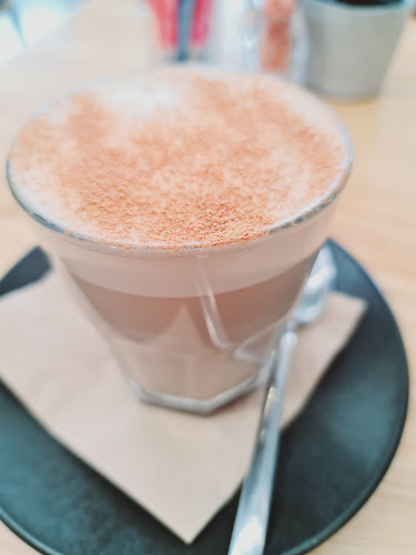 Comentarii opinii despre Columbus Coffee at Mitre 10 Levin