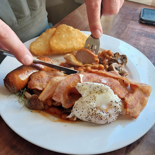 The Broadway Tearooms & Bakery - Hospitality and gastronomy