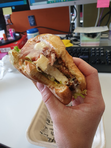 Comentarii opinii despre Smash Brothers Burgers