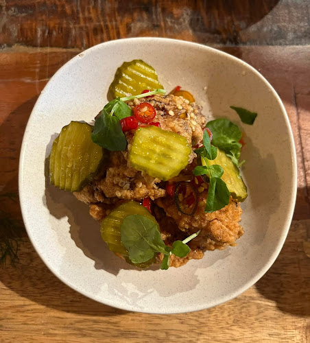 Comentarii opinii despre Confidential Bar & Eatery