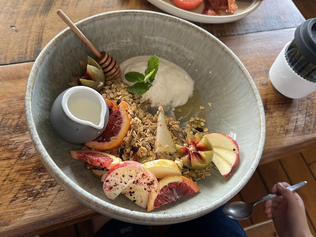 8 Clendon Esplanade, Rawene 0473, New Zealand