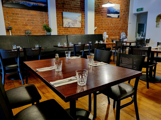 Opinii despre The Simply Grill Kitchen în Lower Hutt - Hospitality and gastronomy