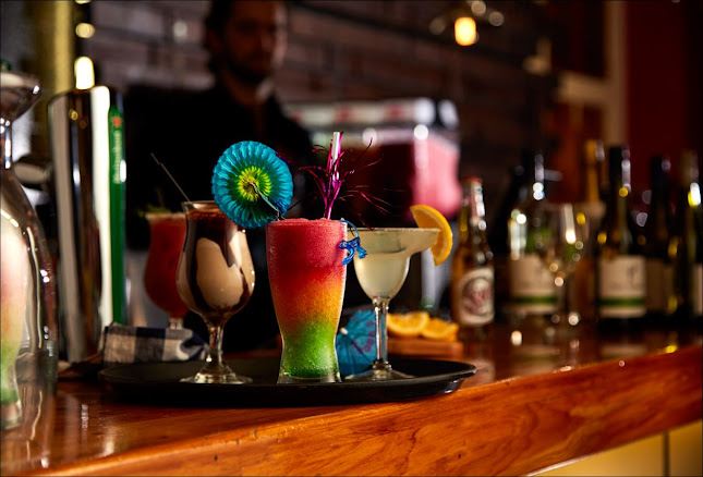 Cobb & Co. New Plymouth - Hospitality and gastronomy