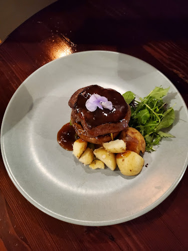 Opinii despre Mountainside Bar and Restaurant în New Plymouth - Hospitality and gastronomy