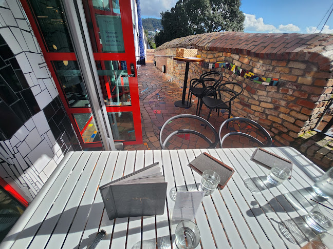 Opinii despre Aqua Restaurant and Bar (In the Hundertwasser Art Centre) în Whangārei - Hospitality and gastronomy