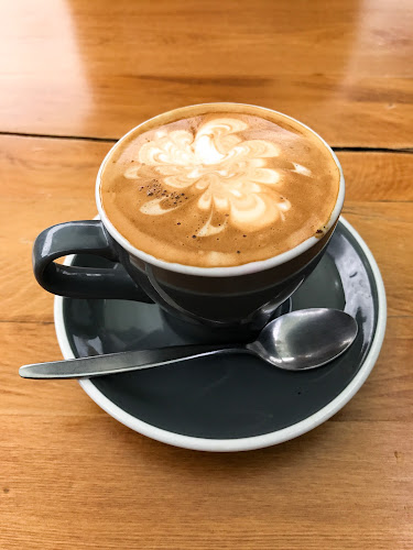 Comentarii opinii despre Miss Brown's Cafe