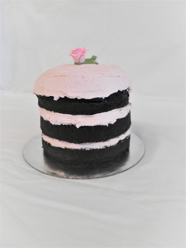 Comentarii opinii despre Send A Chocolate Cake