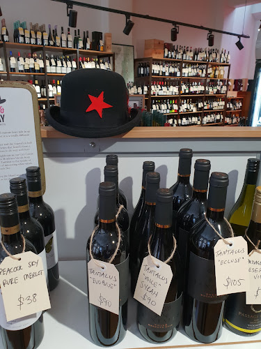 Comentarii opinii despre Cahn's Wines and Spirits