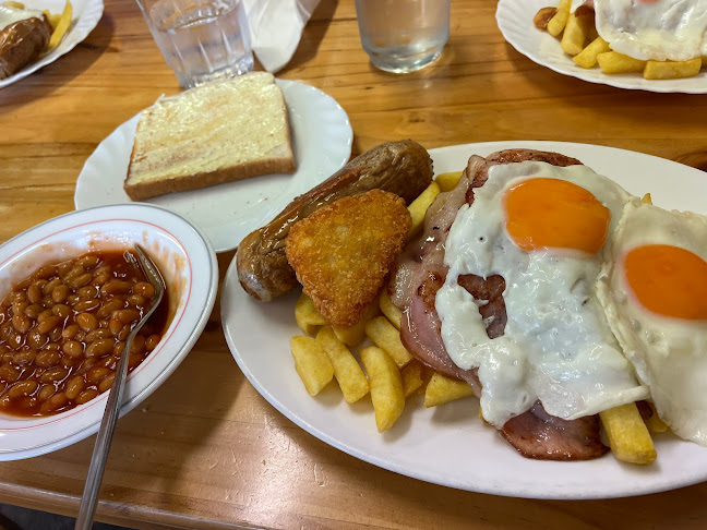 Opinii despre Kuali Waldorf Cafe în Masterton - Hospitality and gastronomy