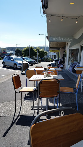 Reviews of Six Forty Six in Whangamatā - Hospitality and gastronomy