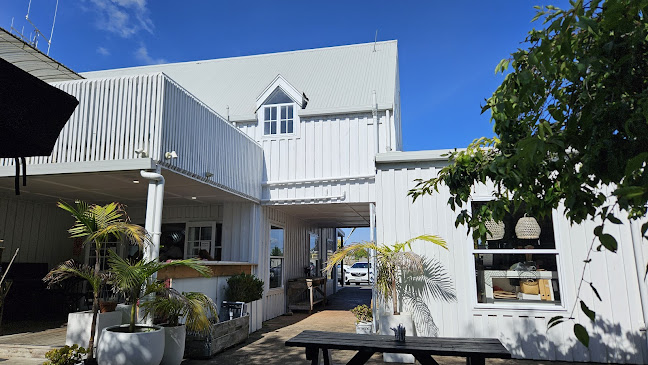 Rangiriri Heritage Cafe - Hospitality and gastronomy