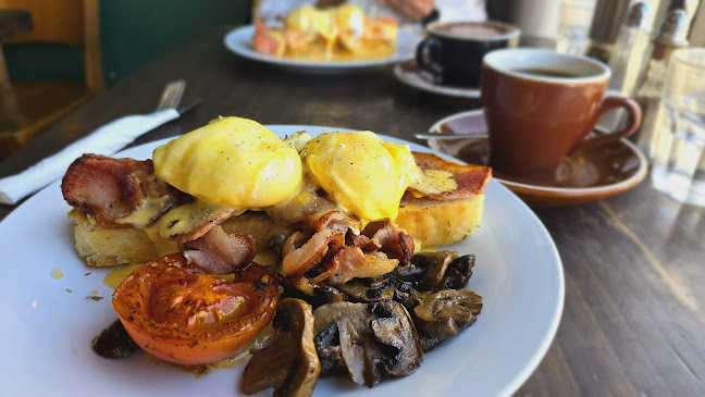 The Kitchen Table Cafe & Bake - Hospitality and gastronomy