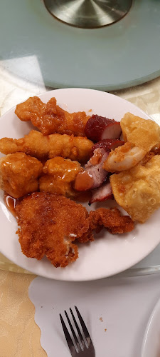 Comentarii opinii despre Royal Horse Restaurant & Takeaways